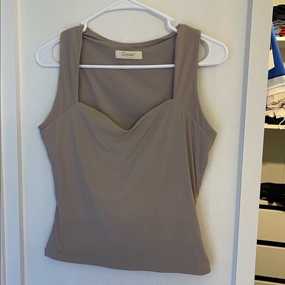 QINSEN Sweetheart Neck Sleeveless